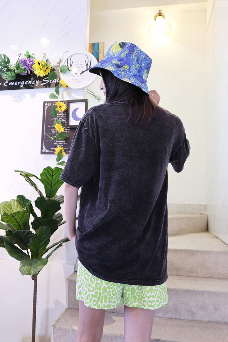 嘻哈街頭大眼刺青辣妹妹水洗刷色寬鬆上衣-上衣推薦