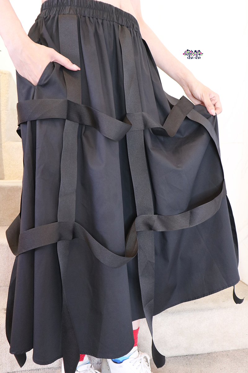 立體織帶鬆緊腰側口袋造型裙 黑色-裙子推薦