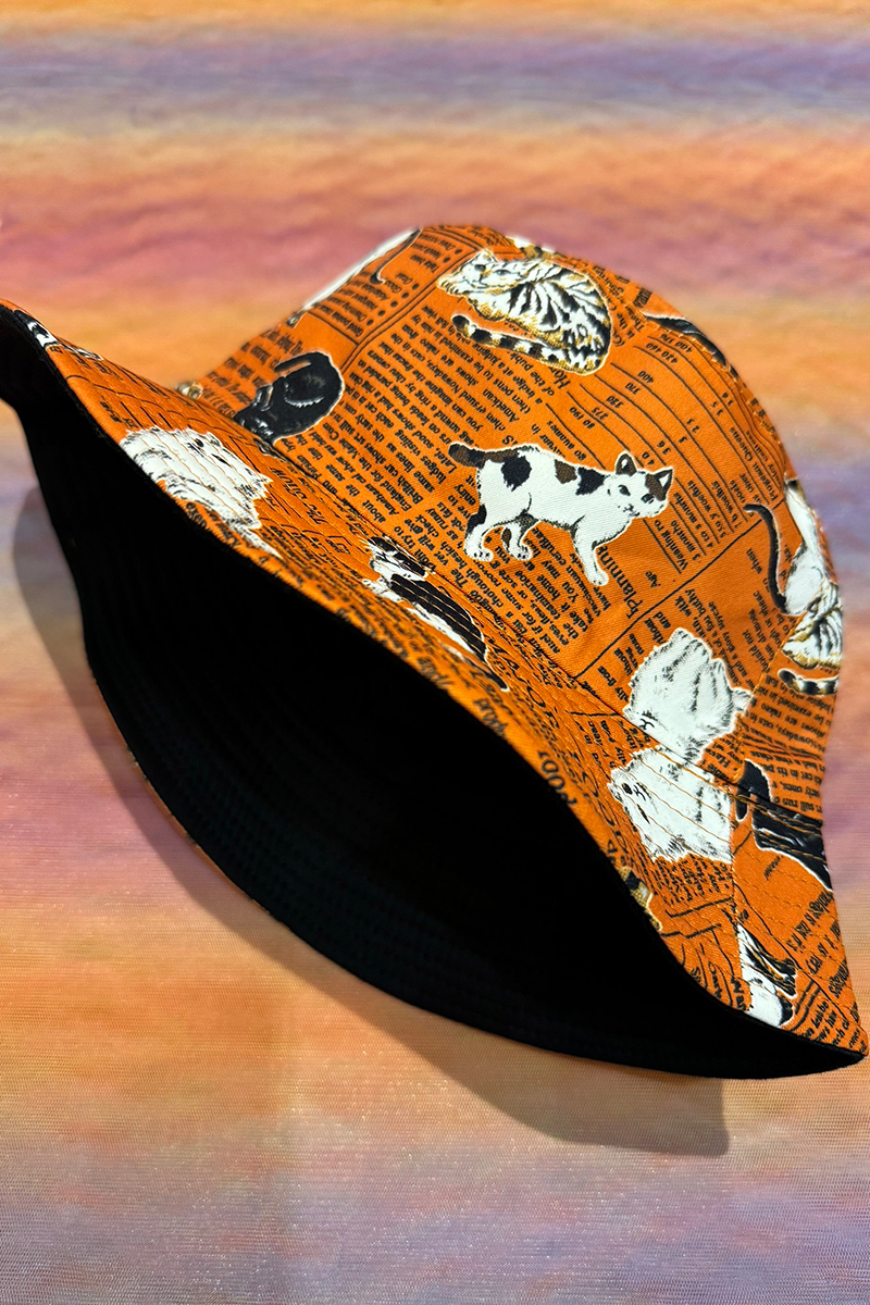 橘色可愛貓咪滿版字母雙面戴漁夫帽-台中漁夫帽推薦