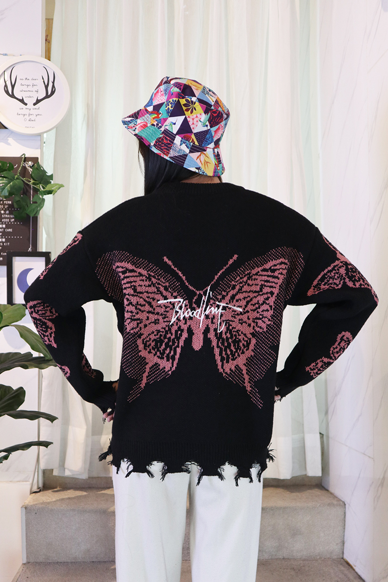 背面袖側粉紅蝴蝶割破流蘇時尚針織上衣-上衣推薦